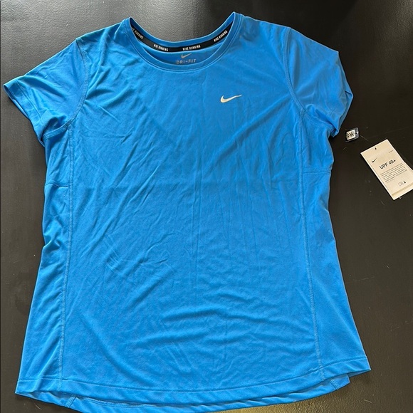 NWT Nike Women's Blue Dri-FIT Top - Picture 1 of 2